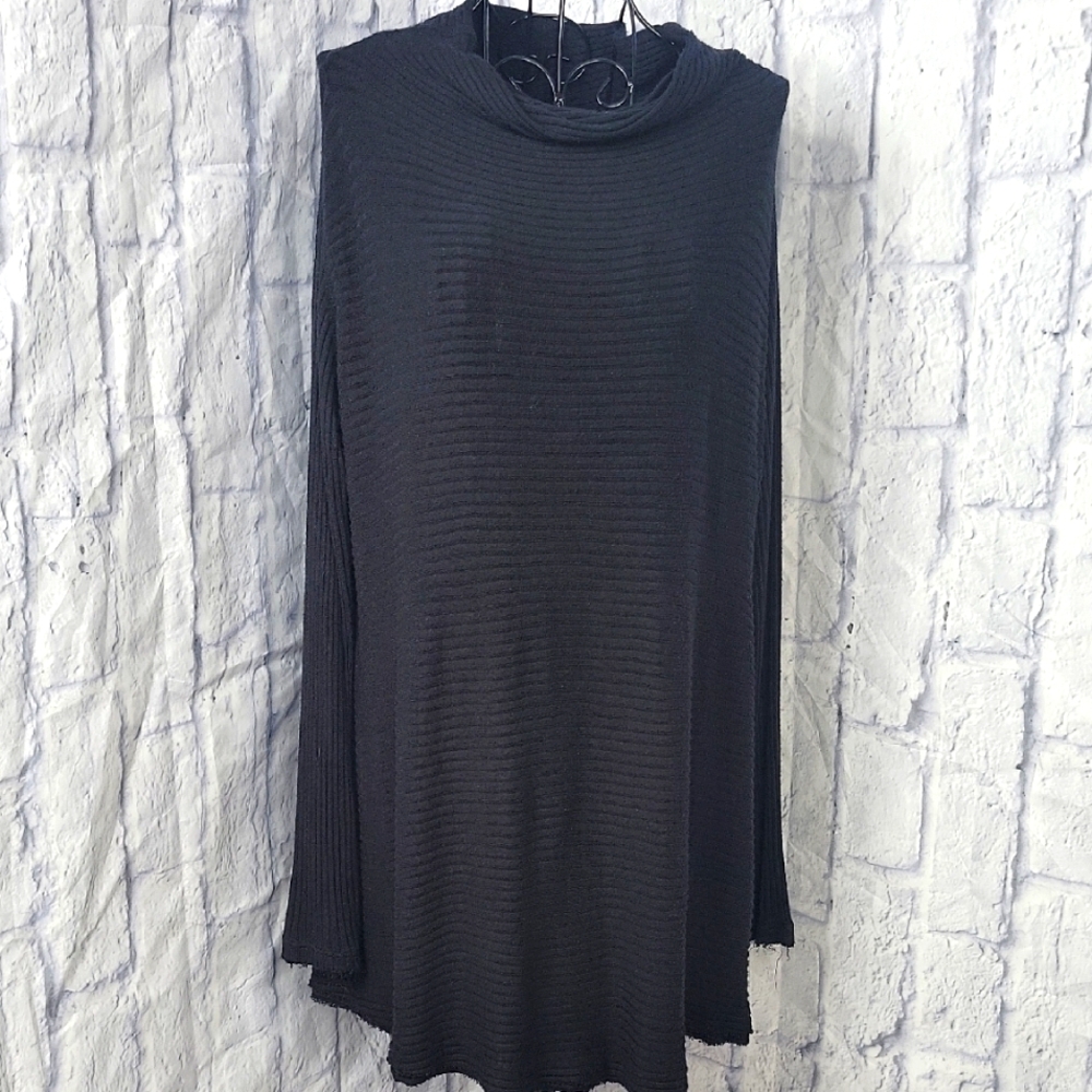 We The Free Black Blouse Elegant and Versatile Small